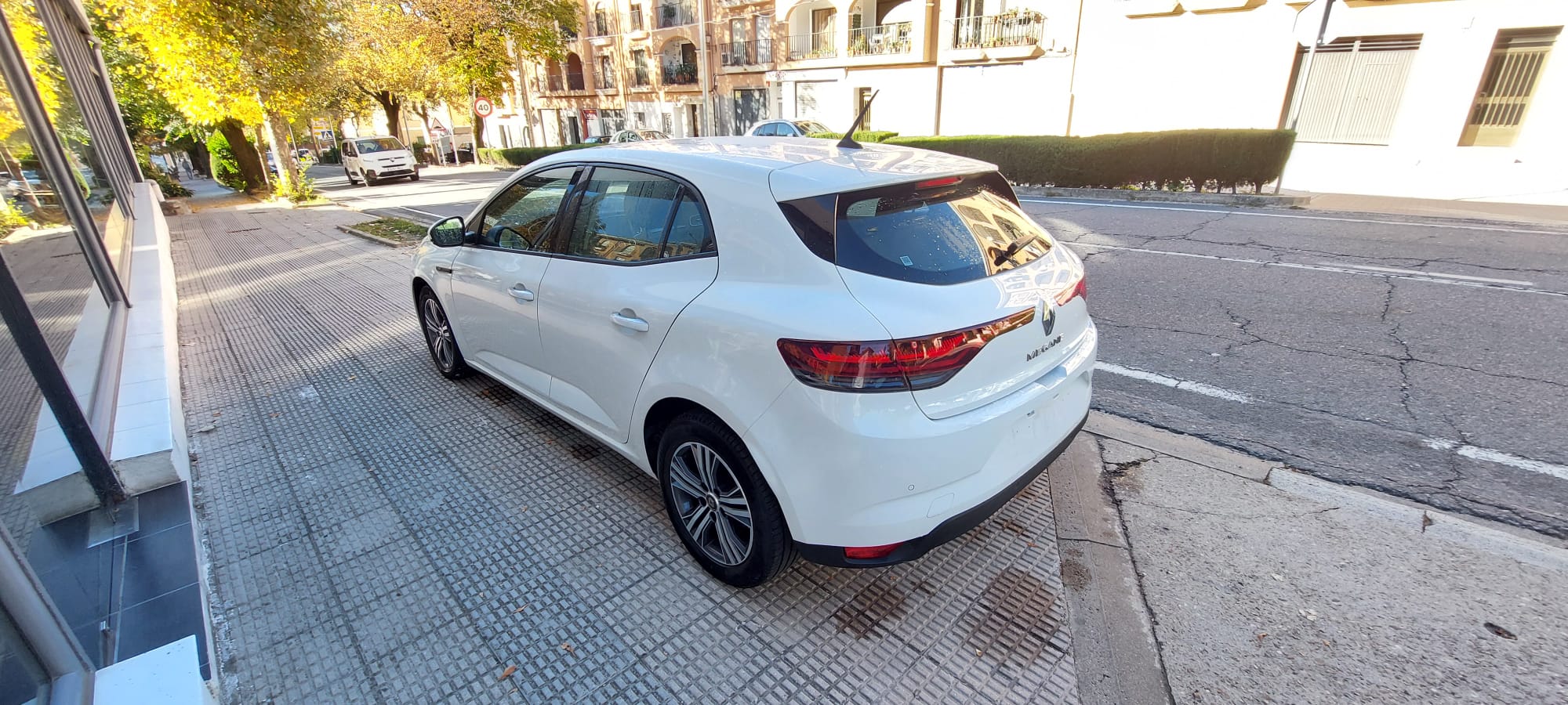 Renault Megane 1.5 DCI 115CV miniatura 4